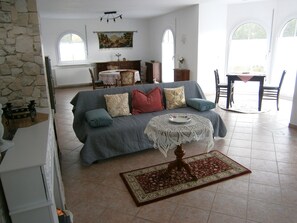 تلفزيون ذكي، كُتُب