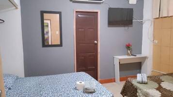 8 chambres, Wi-Fi, draps fournis