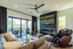 Smart TV, fireplace, video games, books - 3 Villas/30 Guests: Walk to Troon North Golf Club (Scottsdale)