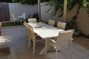 Iron/ironing board - Victor Central Cottage Perfect Location (Victor Harbor)