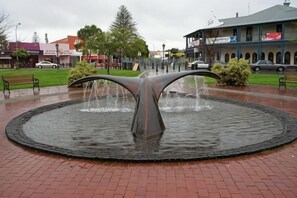 Unclassified image, 2 of 9, button - Victor Central Cottage Perfect Location (Victor Harbor)