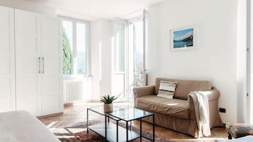 Apartment, Mountain View | 4 bedrooms, premium bedding, down comforters, iron/ironing board