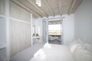 4 bedrooms, iron/ironing board, travel crib, WiFi