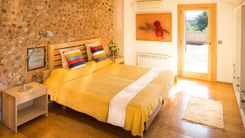 3 chambres, accès au Wi-Fi (inclus), literie fournie