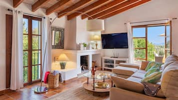 Smart TV, mesa de ping pong