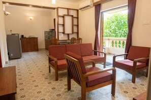 Interior - Vistar Holidays : Two-Bedroom Apartment with Balcony
 (Candolim)