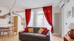 Unclassified image, 5 of 30, button - Bertiera Family Duplex by Wonderful Italy (Bologna)