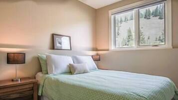 2 chambres, fer et planche à repasser, Wi-Fi, literie fournie