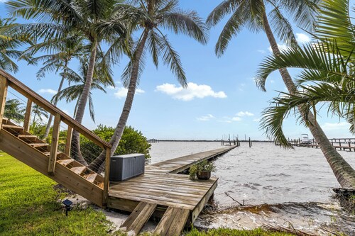 Dockside studio in Jensen Beach
