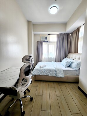 3 soverom, skrivebord, strykejern/-brett og wi-fi (inkludert)