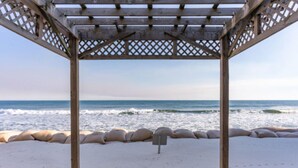 A beach gazebo with a view of the ocean. - ♥New Listing Discount♥Ocean View♥Private Deck♥Newly Remodeled (North Topsail Beach)