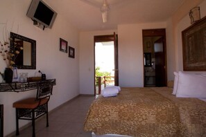 Down duvets, in-room safe - HOTEL VILLAS XAIBA (Puerto Escondido)