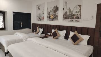 Standard Triple Room | Free WiFi