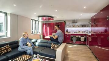 Single Room, Non Smoking | Shared kitchen | Toaster