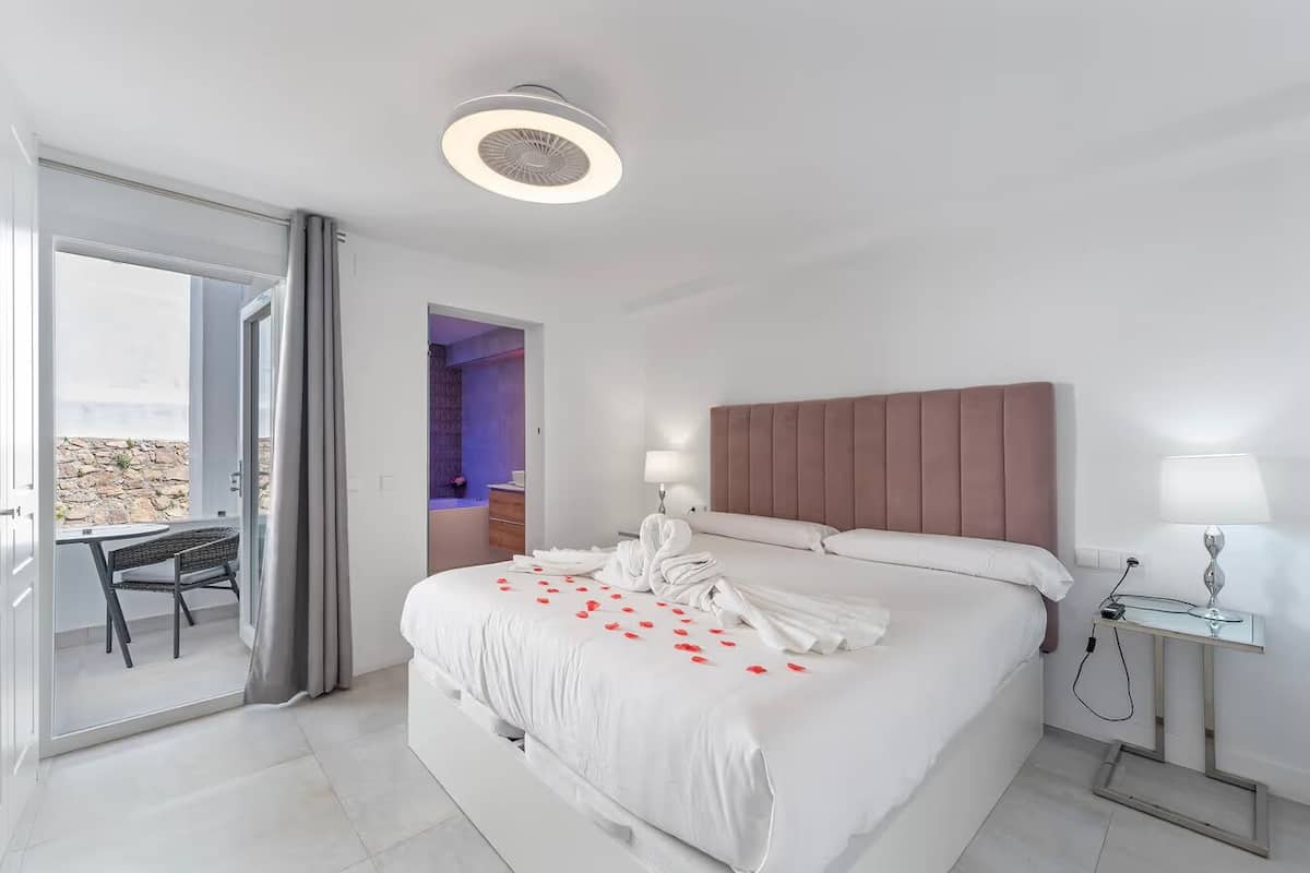 Standard Double Room | WiFi (free)