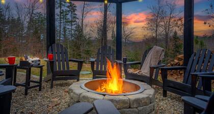 New A-Frame Chalet- Views- Heated SwimSpa- Firepit- Sauna- Dogs OK- Sleeps 14