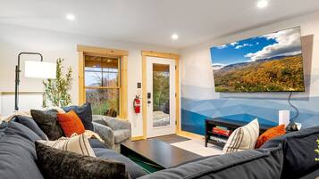 Smart TV, fireplace, video games