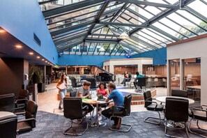 Lobby sitting area - Student Only Talbot Street (Nottingham)