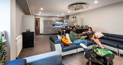 Student Only Talbot Street