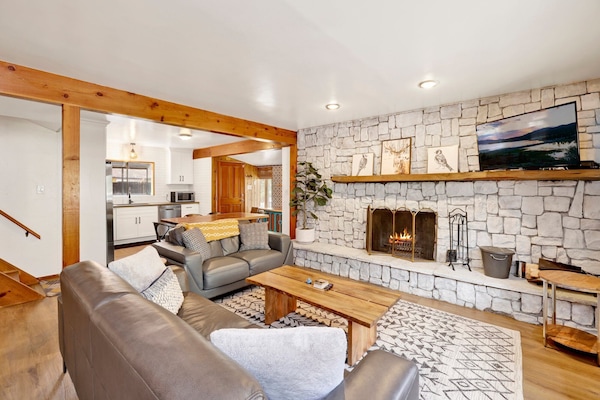 Cabin, Berbilang Katil, Hot Tub, Mountain View (2493) | Ruang tamu