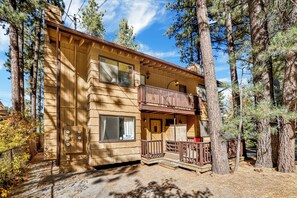 Exterior - Buttercup #2508 (Big Bear Lake)