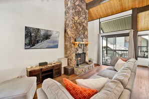 Condo, Multiple Beds, Patio, Mountain View (2256) | Living area - Q's Ski House #2256 (Big Bear Lake)