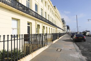 Apartment | 1 bedroom - Seaview Suite By My Getaways (Hinckley)