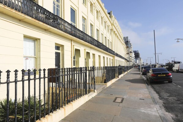 Apartment | 1 bedroom - Seaview Suite By My Getaways (Hinckley)