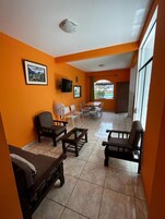 家庭套房, 泳池景观 | 私人厨房