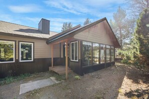 Exterior - Come stay at the Moose Jam! (Island Park)