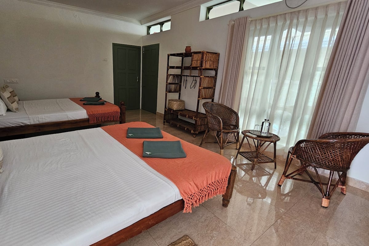 Superior Quadruple Room | Free WiFi