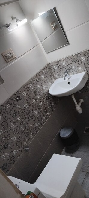 Suite Familiale, vue ville | Salle de bain