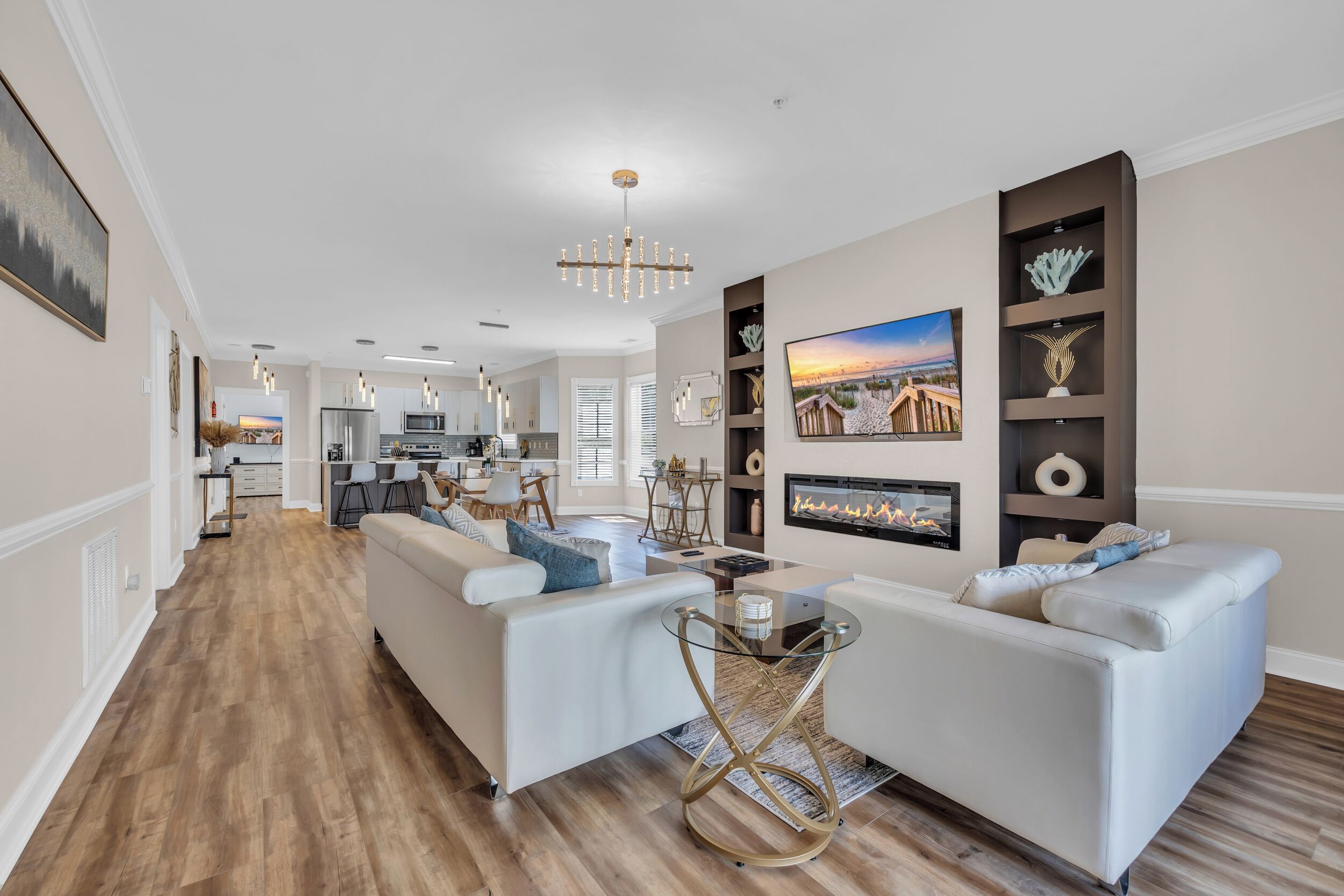 Smart-TV, Kamin, Stereoanlage