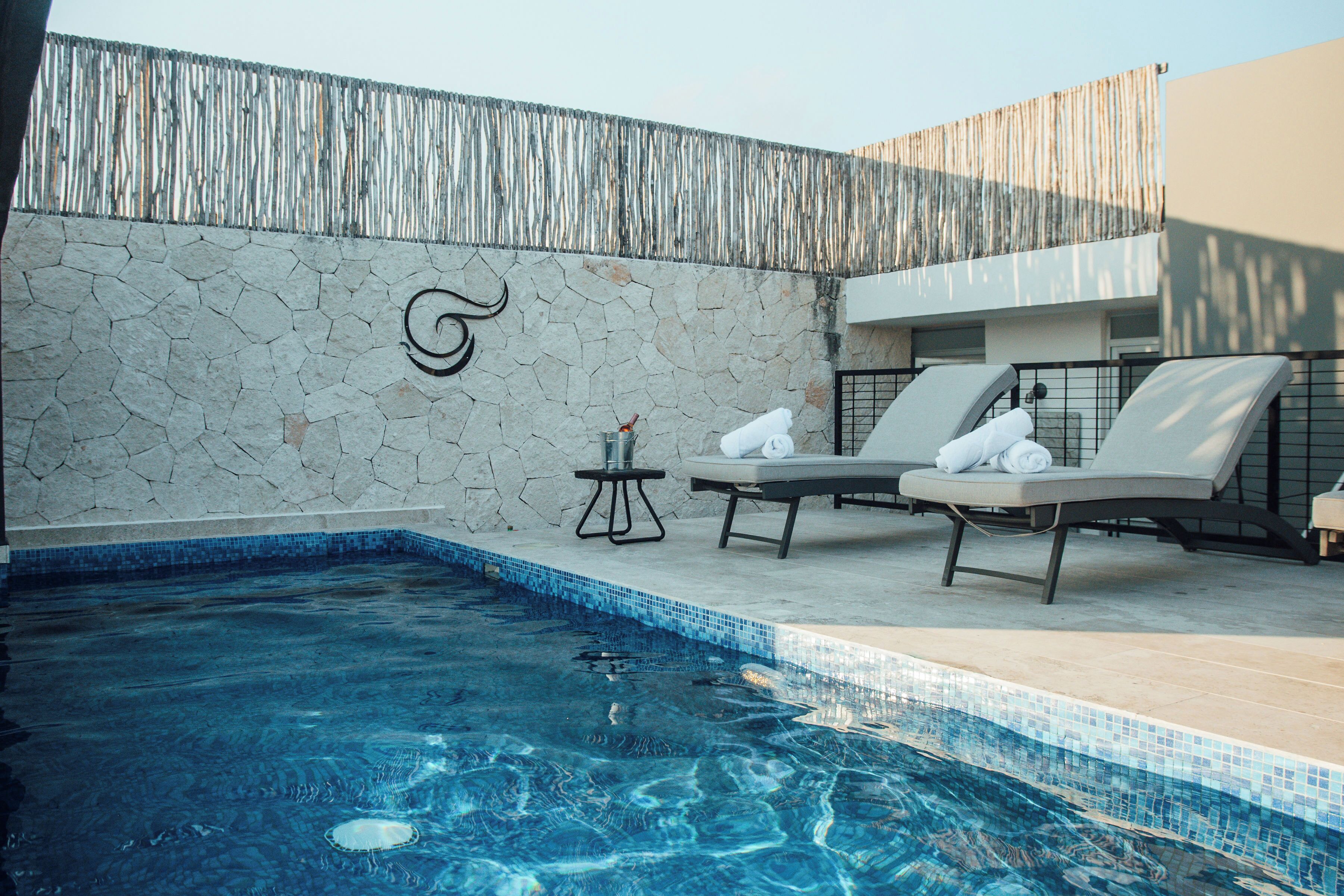 Alberca al aire libre 