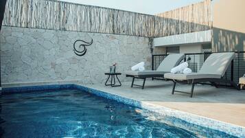 Alberca al aire libre