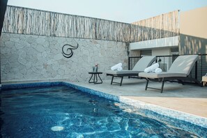 Alberca al aire libre