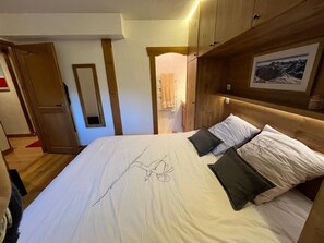 3 Schlafzimmer, BĂŒgeleisen/BĂŒgelbrett, kostenloses WLAN