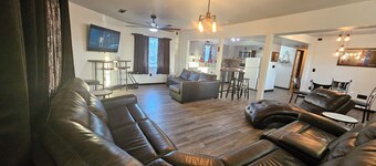 Apartment: The Rose On 8 Mile Rd.
