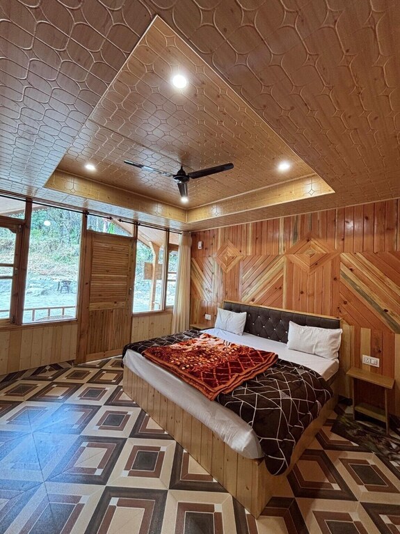 Moksha Cafe & Cottages: Your Peaceful Escape With Stunning Kasol Views!" 3 - Kasol