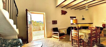 CASAS RURALES CORTIJO LEONTINO