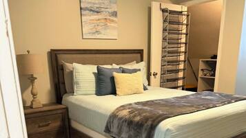 1 bedroom, iron/ironing board, WiFi, bed sheets