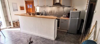 Horizon Bleu. View of the Thau Basin and Sète 