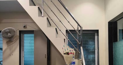 AAFEE CABIN STAY & DORMITORY