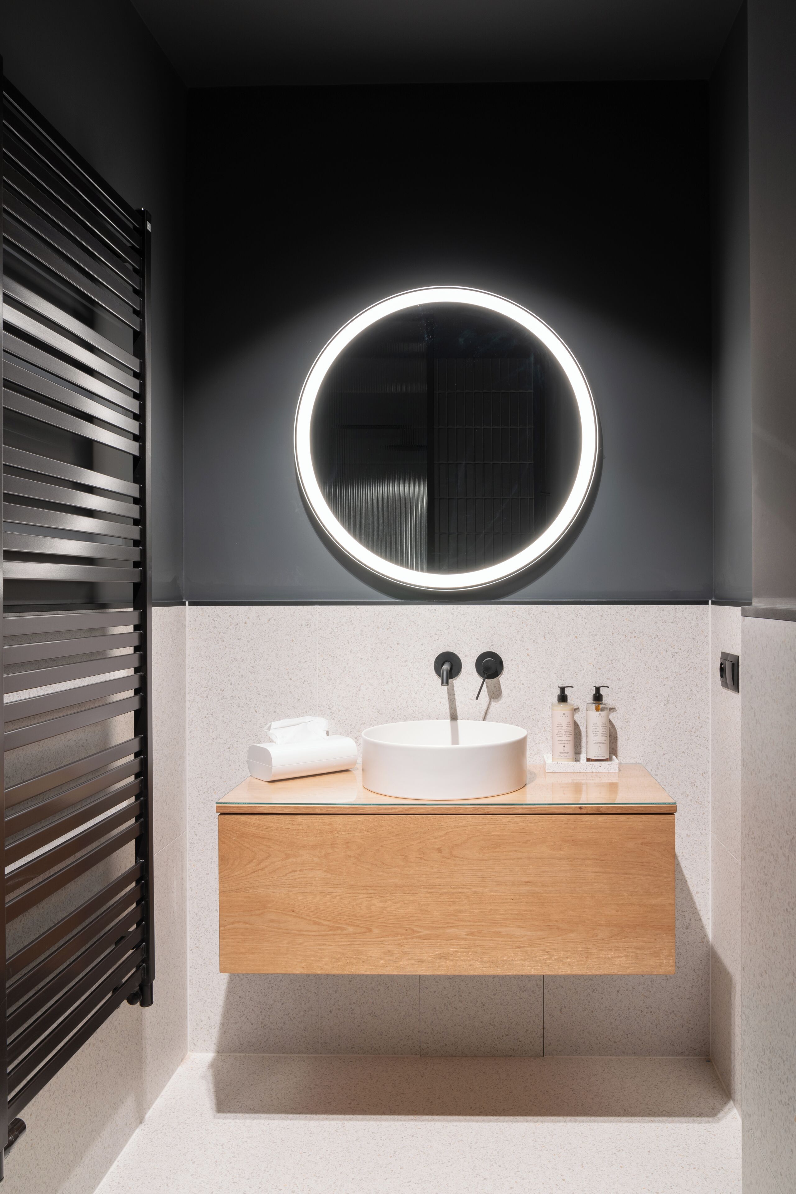 Deluxe Apartment, 1 Bedroom | Bathroom