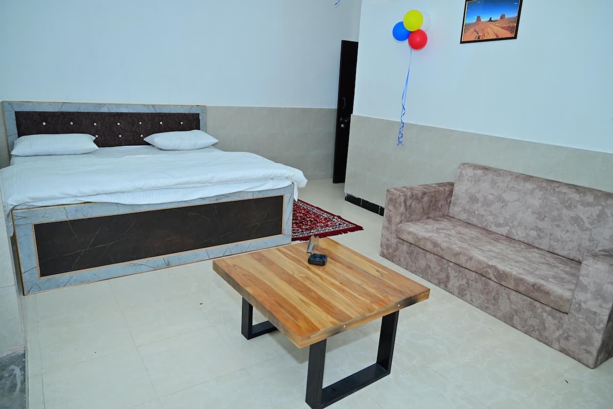 Deluxe Room | Free WiFi