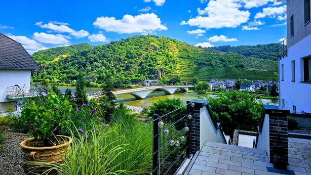 Property grounds - Vacation apartment MV Römervilla Loft 3 with a fantastic view of the Moselle in Treis-Karden COC (Treis-Karden)