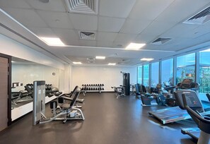 Apartment - Stylish Marina-front 2BR Near Top Attractions (Dubai)
