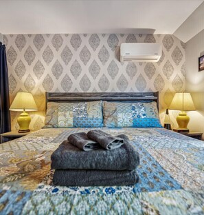 2 habitaciones, escritorio, wifi gratis y ropa de cama 