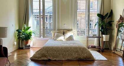 Paris 8 Cosy Haussmann Flat-40m2