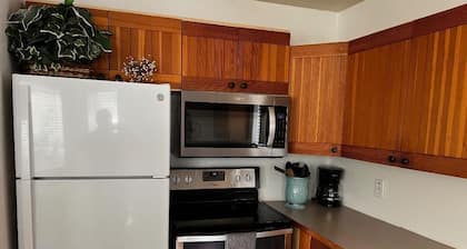 Granny's Nook, Cozy 3-Bedroom Home In Hanksville